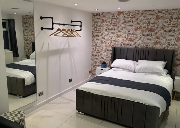 Central Kendal Escape
